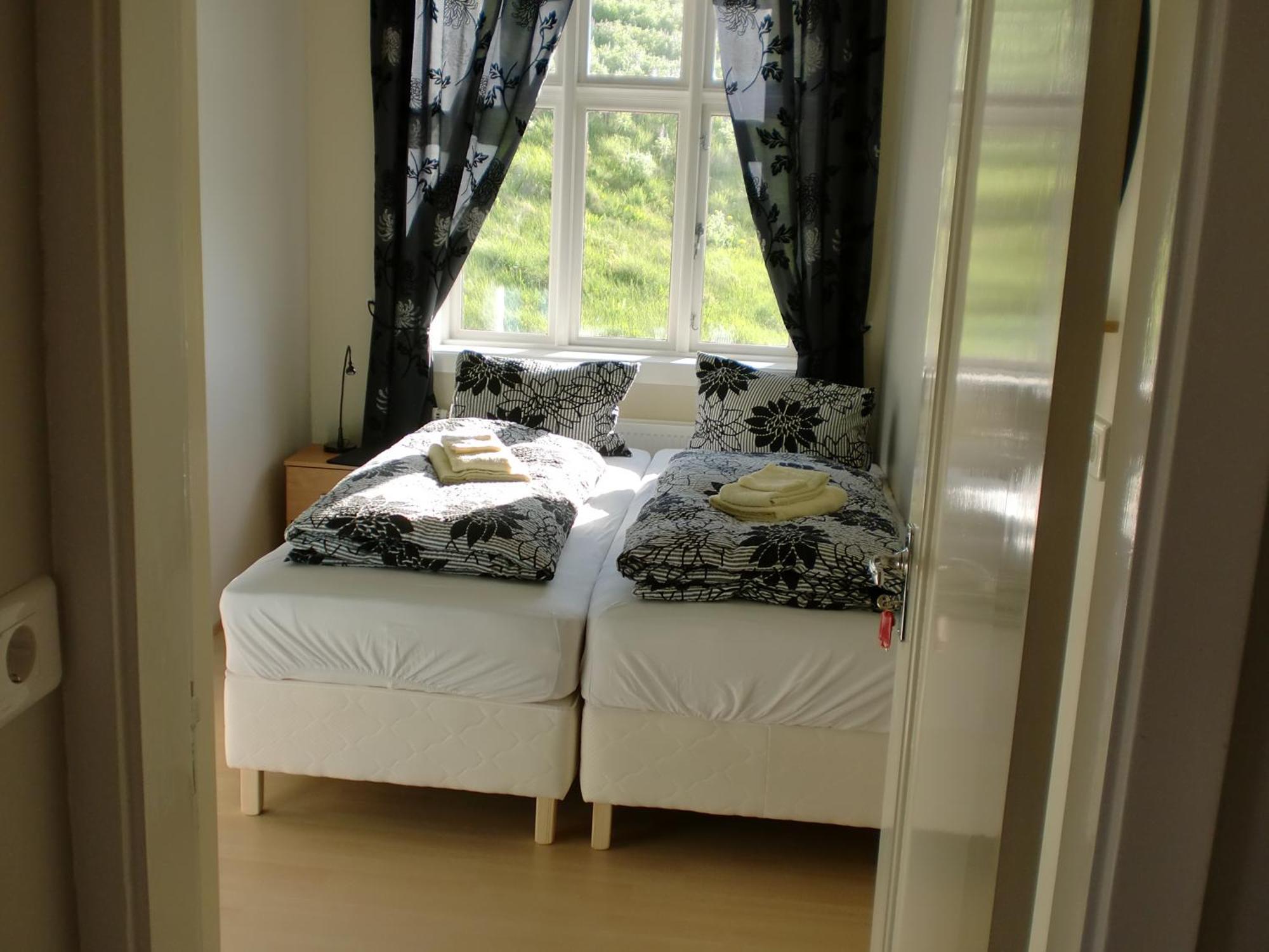 Guesthouse Tilraun Blonduos Kamer foto