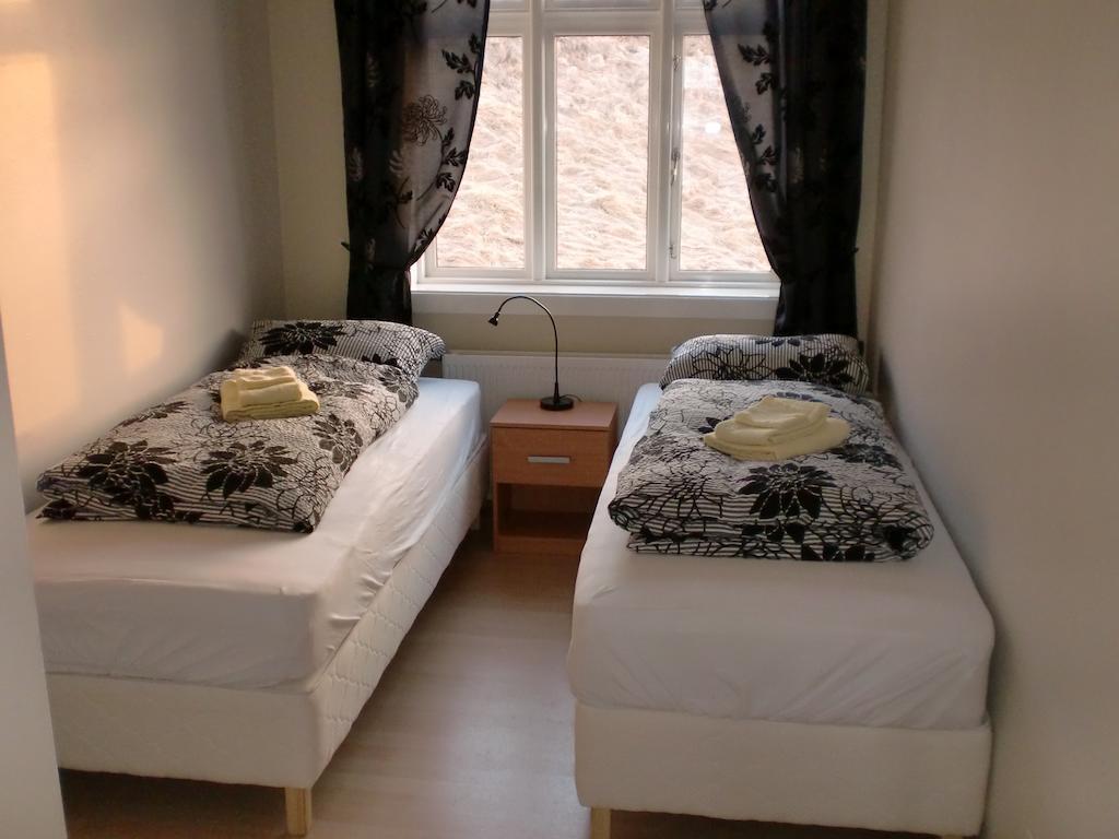 Guesthouse Tilraun Blonduos Kamer foto